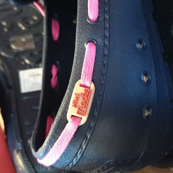 NWT Kids town & beach mocassins water shoes (plastic, drain holes) junior size 3 - Picture 12 of 14